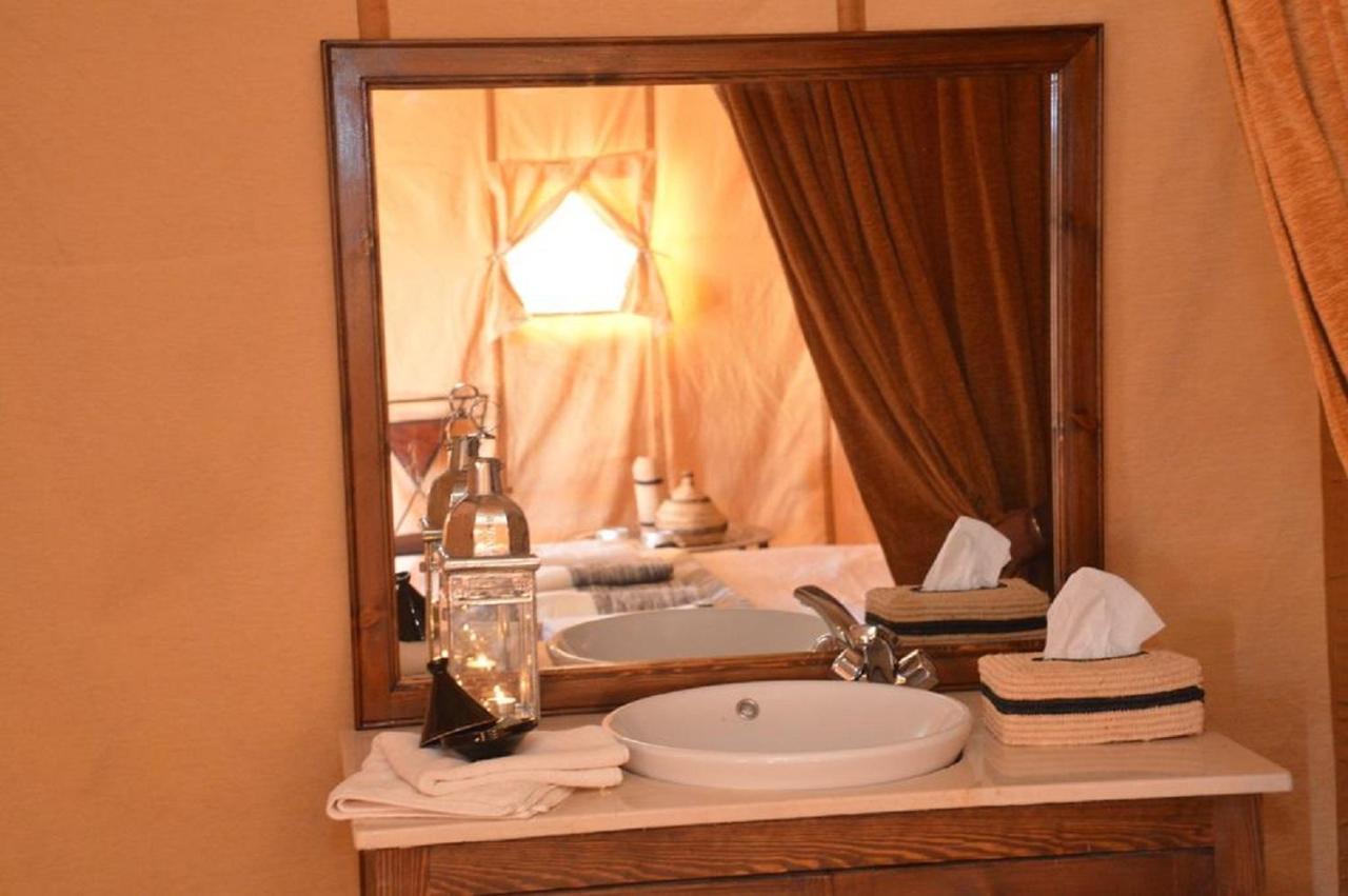 Hotel Erg Chebbi Dunes Desert Camp à Merzouga Extérieur photo